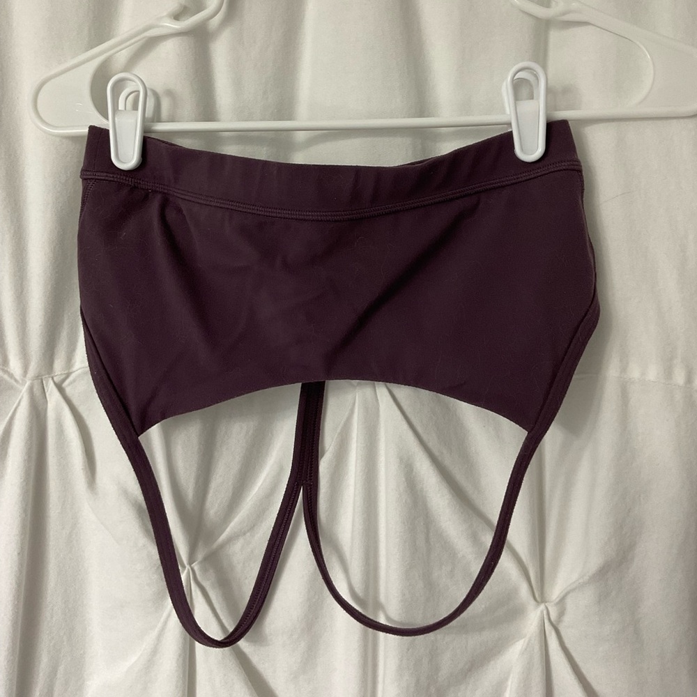 Lulu lemon Flow Y, nulu bra, size 6 in grape thistle